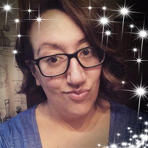 Meet your Posher, Ana